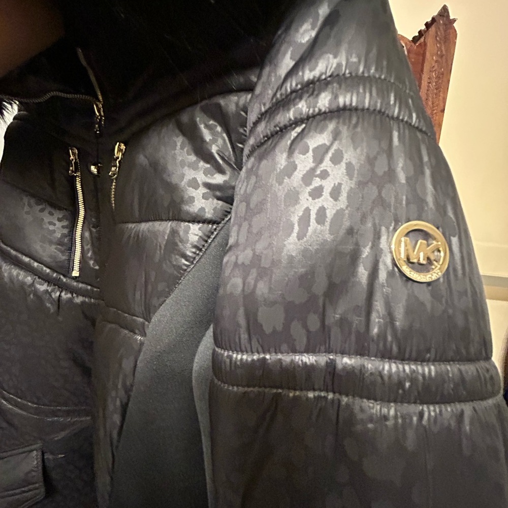 Michael Kors Faux Fur Hoodie Mixed Media Quilted Black Women Jacket Size 1XL. - Picture 8 of 15